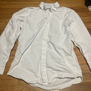 Amazon essentials white button up